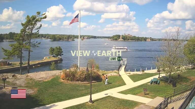Live Webcam Alexandria Bay Docks, New York, USA.