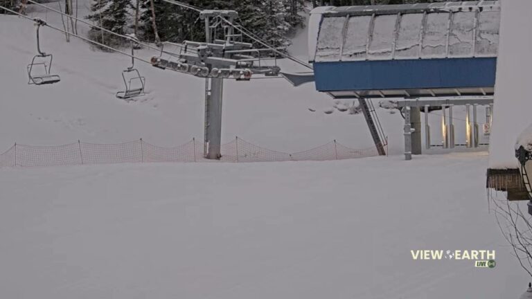 Live Solitude Moonbeam Parking Lot Webcam, Utah, USA